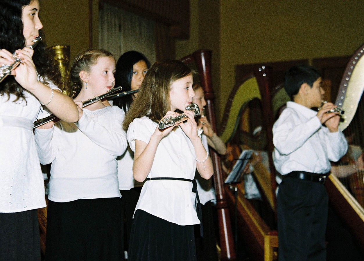 Flute and harp ensemble.