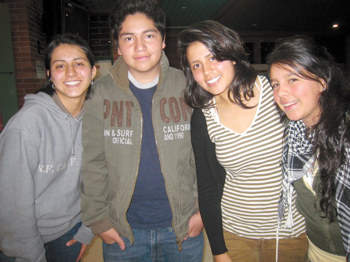 Smiling practicum participants in Colombia