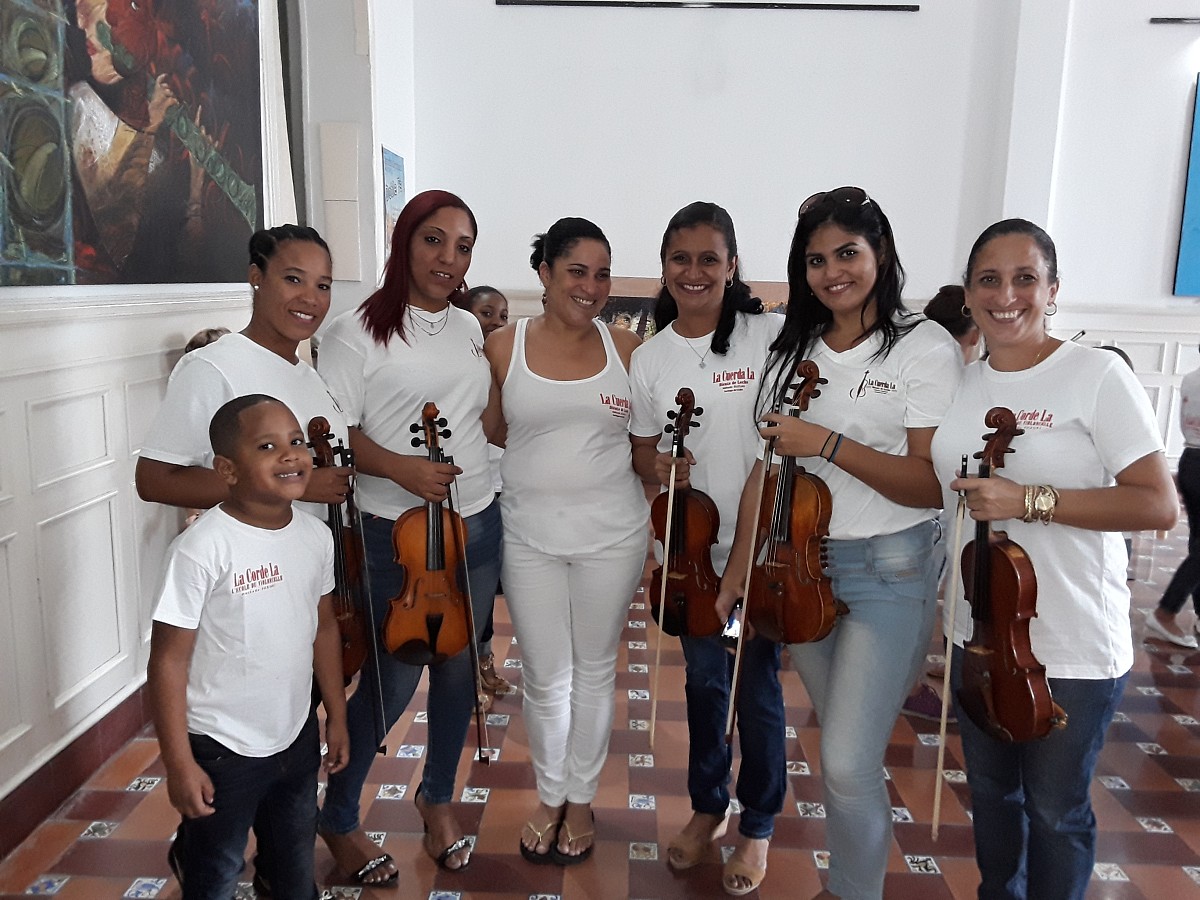 Jacqueline Jardines with Suzuki Teachers