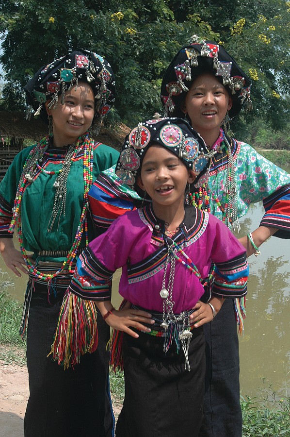 Lollopho girls dancing, New Year Festival, Muang Sing, Lao, 2006