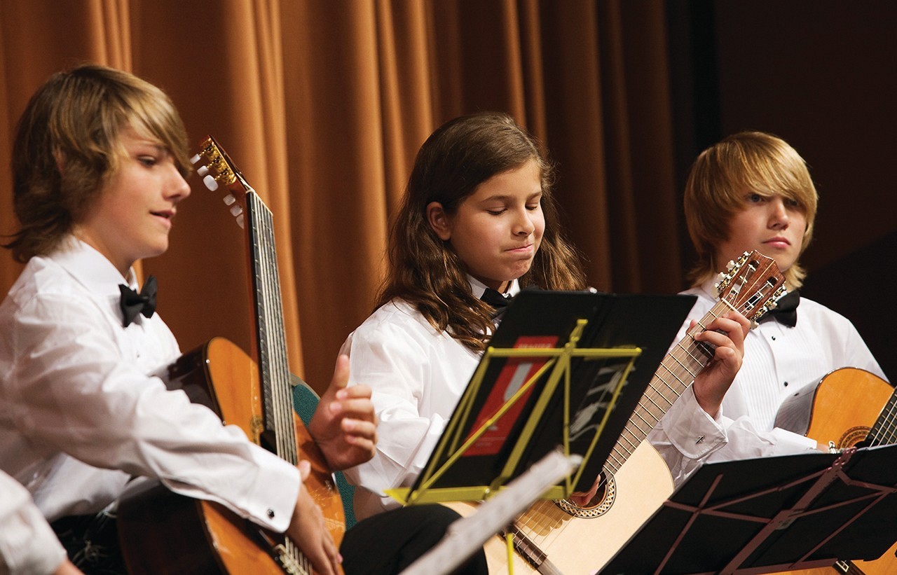 Members of the Hartt School of Music Guitar Orchestra at the 2008 International Suzuki Guitar festival