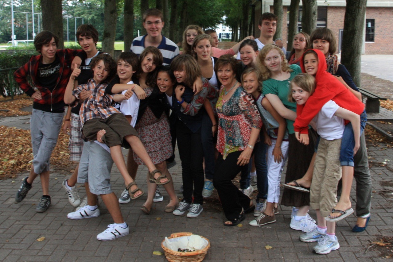 Rocky Mountain Strings students made friends with Belgian students