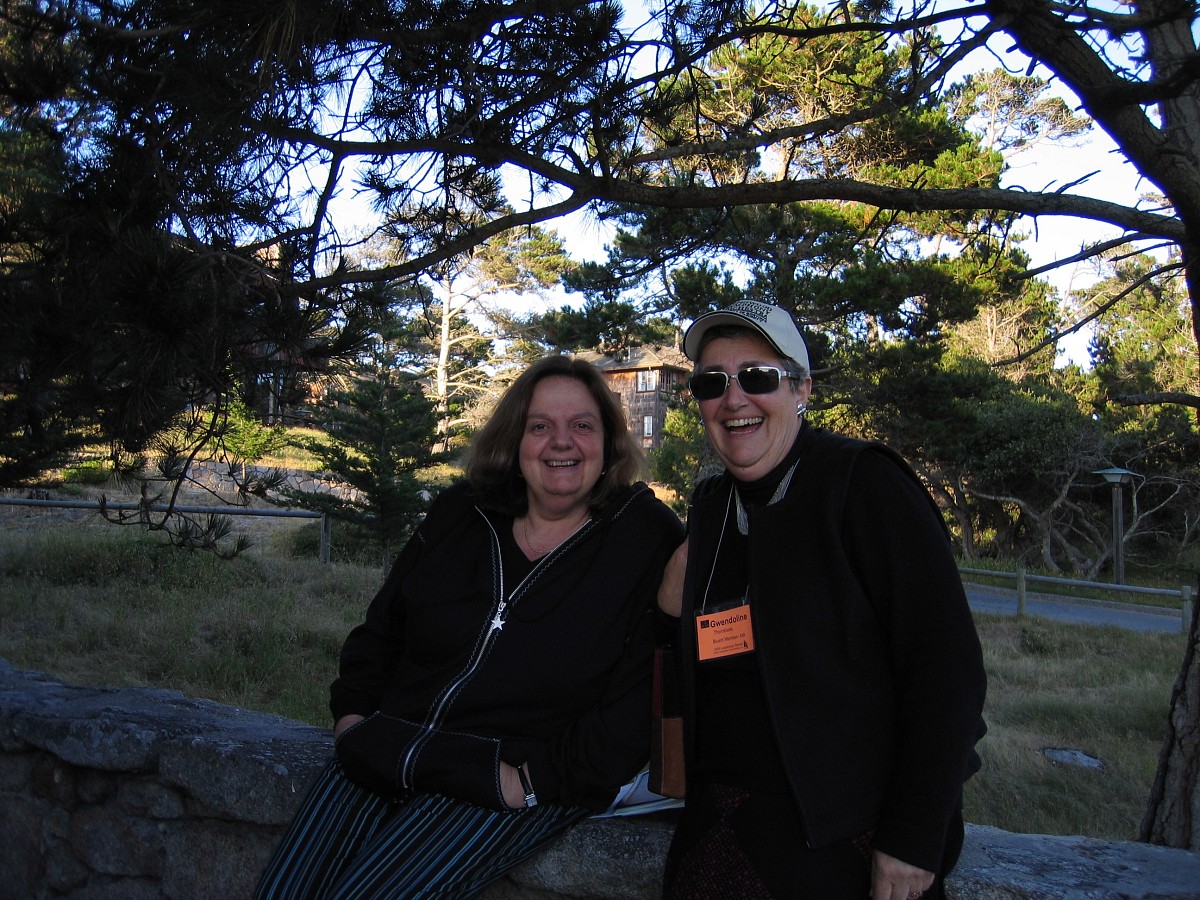 Teri Enfeldt and Gwendoline Thornblade at the 2005 SAA Leadership Retreat