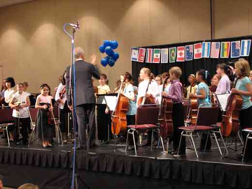 Daniel Long conducts Youth Orchestra 1 at the 2008 SAA Conference