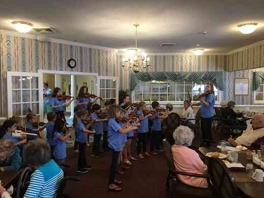 Deakins Suzuki Strings Performing at Summit Place