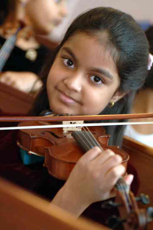 Violin Girl