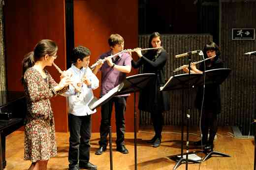 Chamber flute ensemble of the Javeriana University Programa Infantil y Juvenil with Diana Bettin