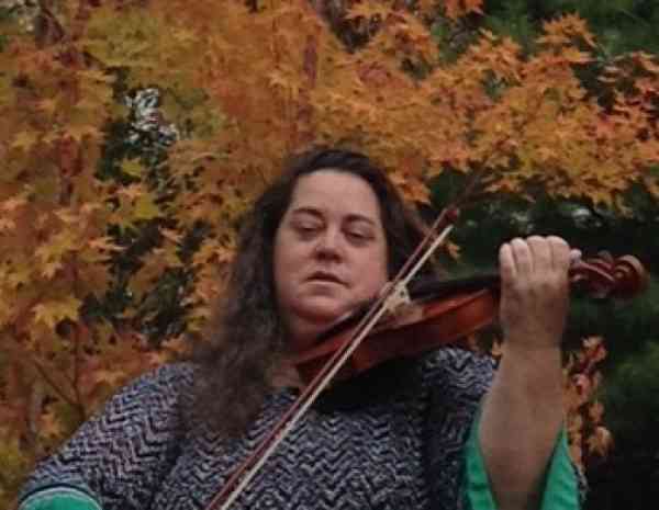 Laura Burgess