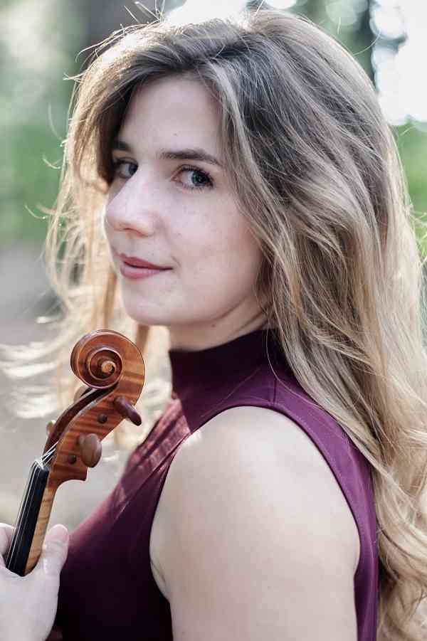 Laura Rose Williamson