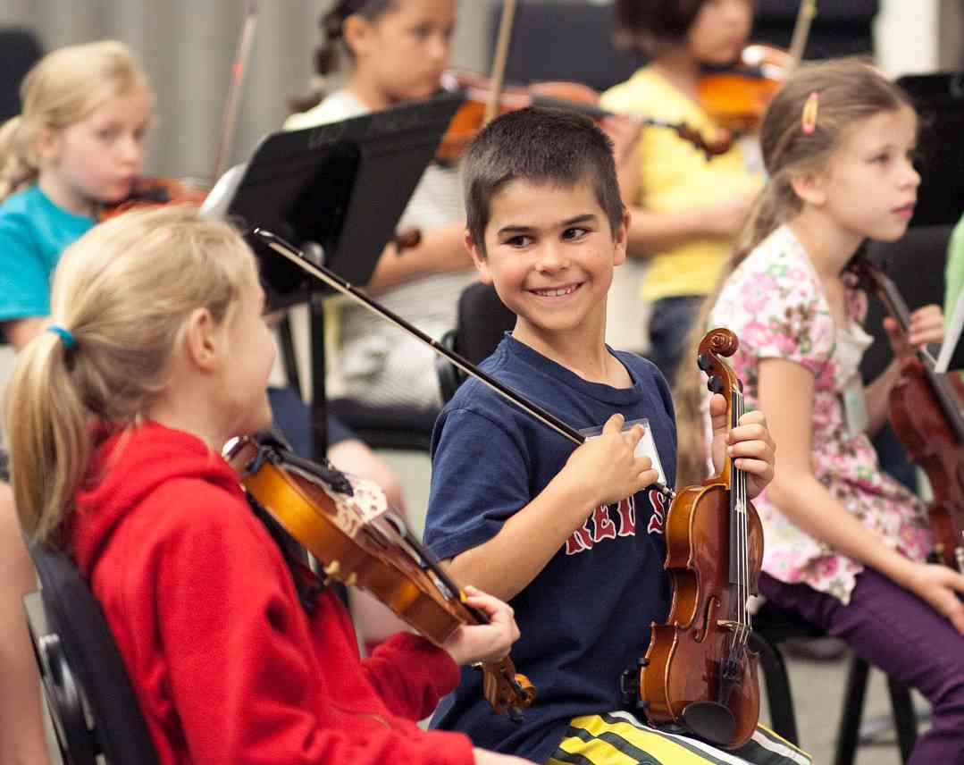 Orchestra rehearsal at Northwest Suzuki Institute