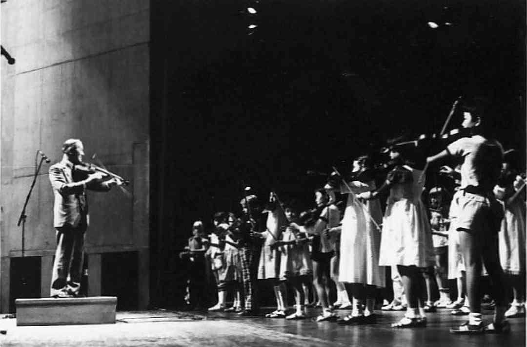 Dr. Shinichi Suzuki in Amherst in 1981