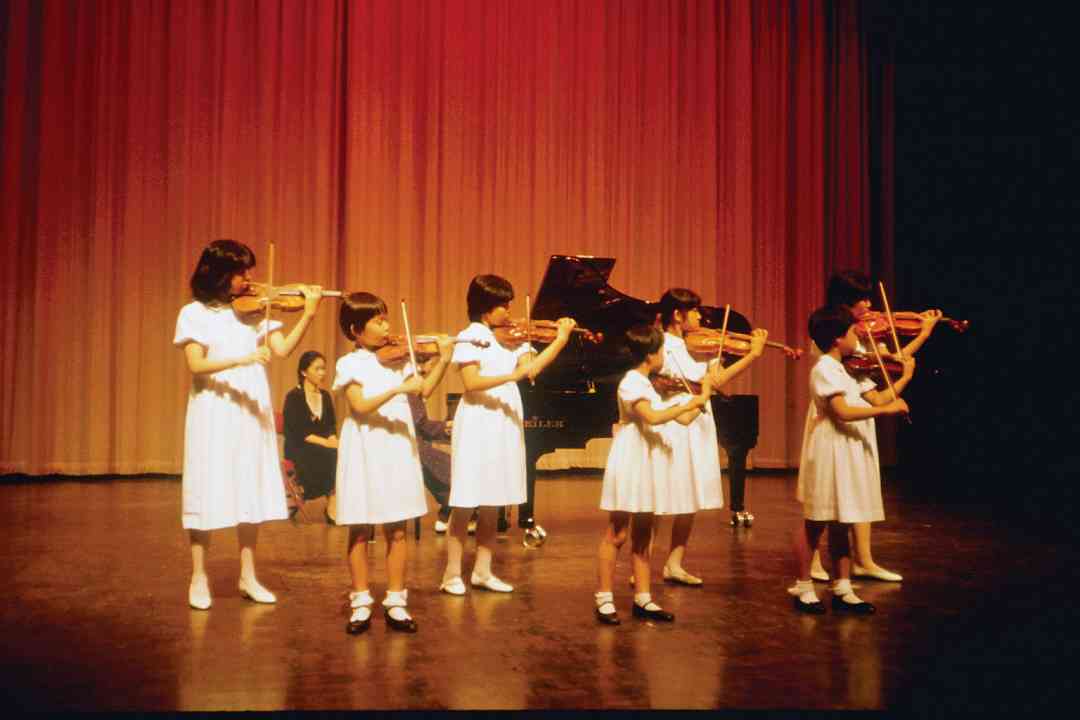 Japanese Tour Group at Seneca Early 80s